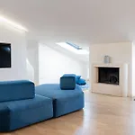 Apartment Scappo In Umbria, L'attico Del Corso *