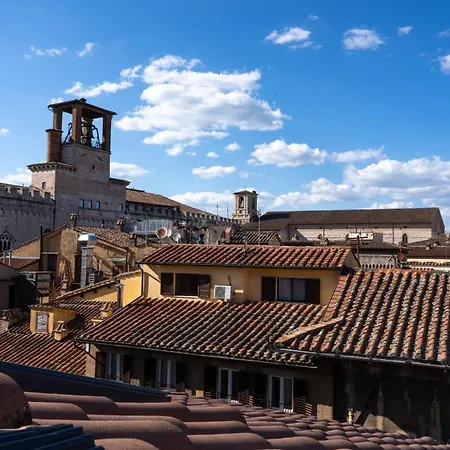 Scappo In Umbria, L'attico Del Corso Διαμέρισμα *