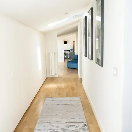 Scappo In Umbria, L'attico Del Corso *